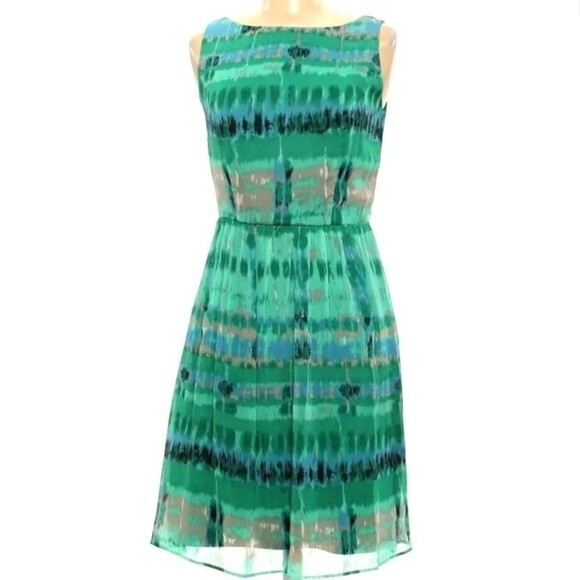 Green blue and gray abstract print dress size 8 - Picture 3 of 6